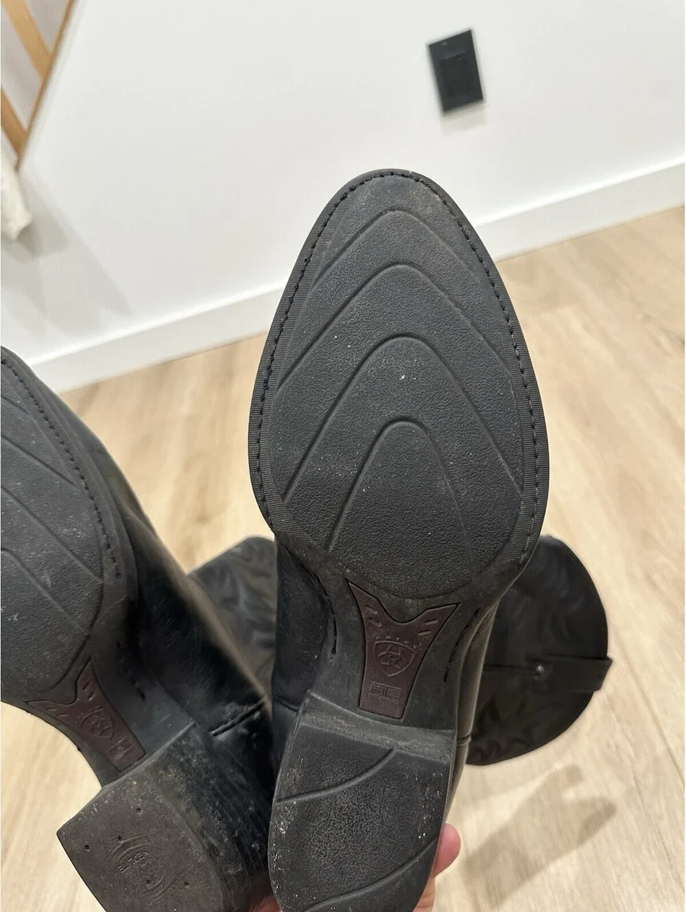 Ariat this used